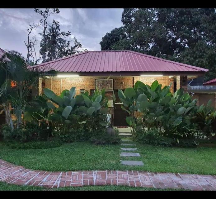 Kebun Puisi Villa Kajang Bagian luar foto
